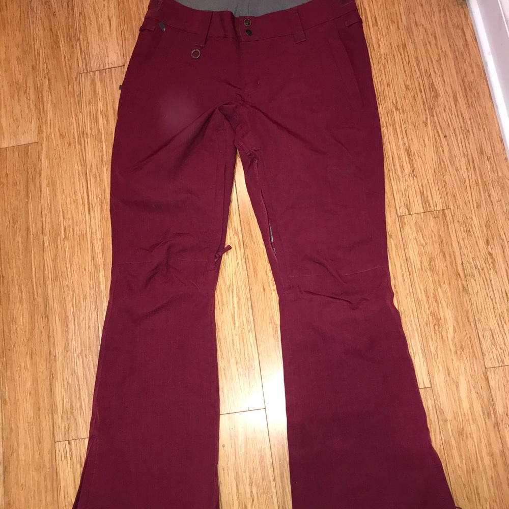 Roxy slim fit 10k women’s snowboarding pant